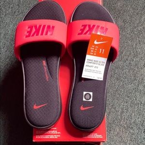 Nike ultra comfort slide 3 new with box